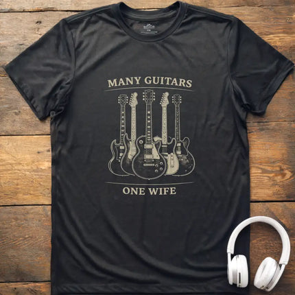 Many Guitars Vintage T-Shirt