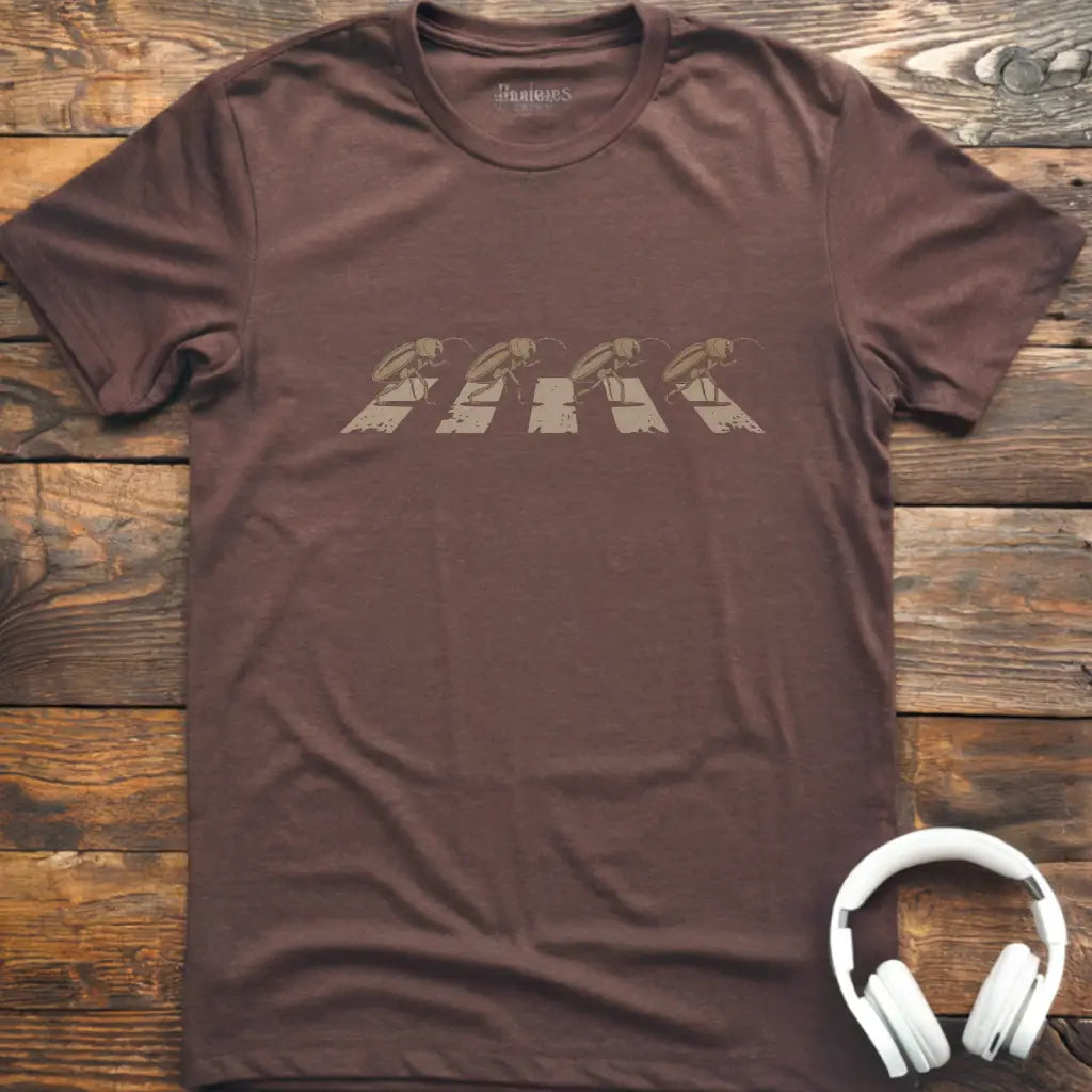 Insekten auf der Straße T-Shirt