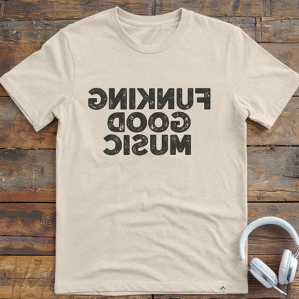 Chordwear mockup: Sand